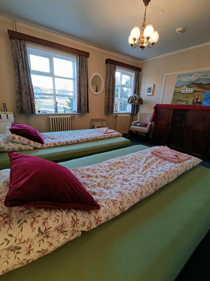 Arsalir Guesthouse Vik B&B Esterno foto