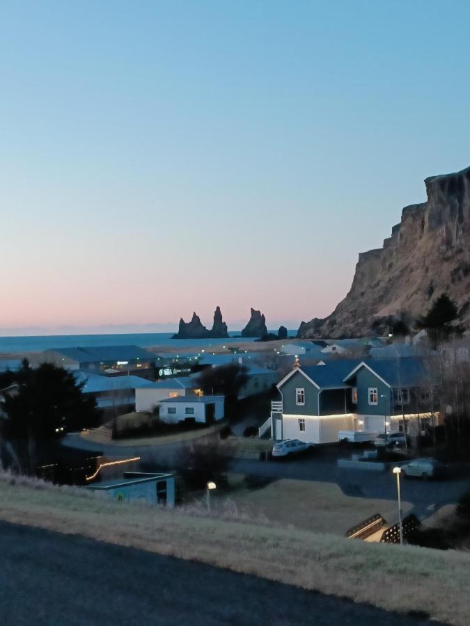 Arsalir Guesthouse Vik B&B Esterno foto