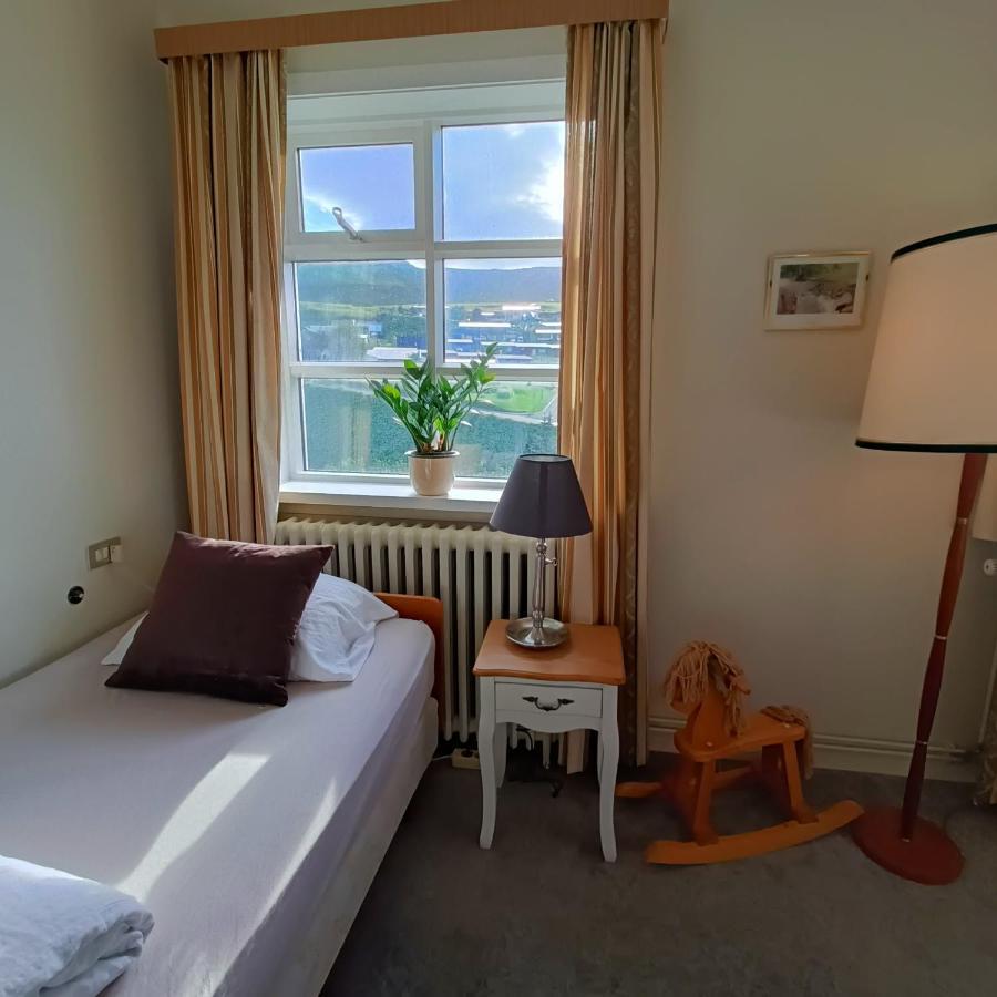 Arsalir Guesthouse Vik B&B Esterno foto